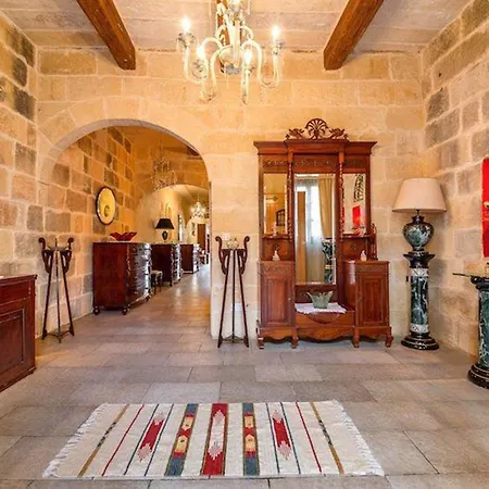 Exceptional In With Private Pool. וילה