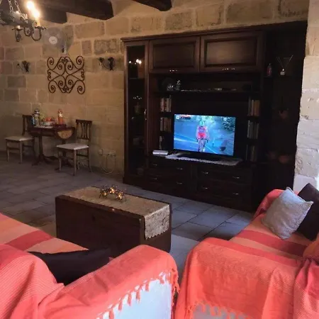 Exceptional In With Private Pool. וילה *