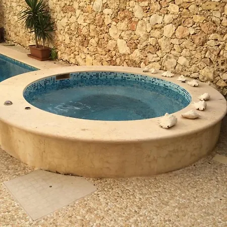 别墅 Exceptional In With Private Pool. *