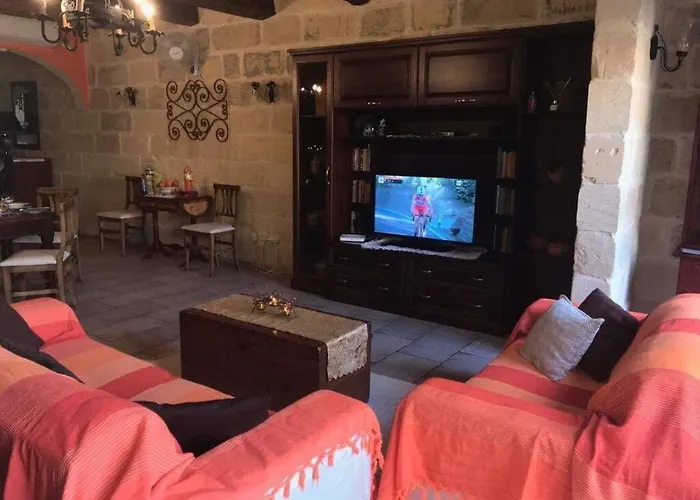 Exceptional In With Private Pool. Villa *