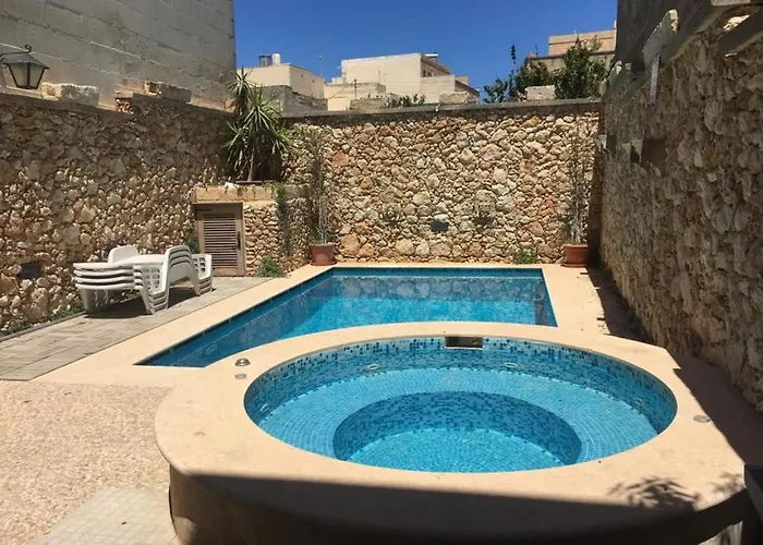 Exceptional In With Private Pool. Villa *